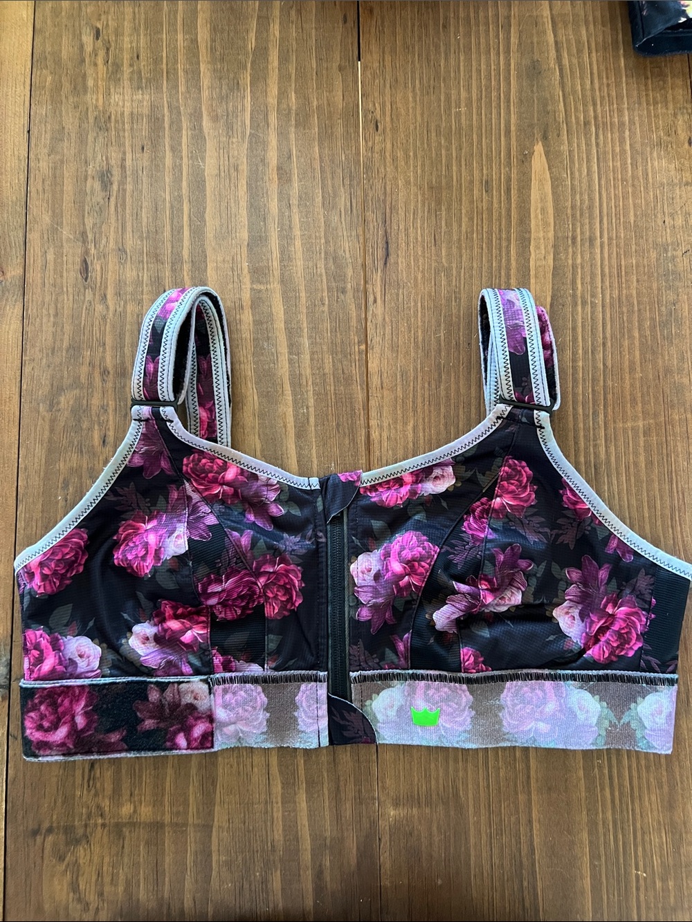 SHEFIT LUXE Floral Black and Pink Front-Zip Sports Bra